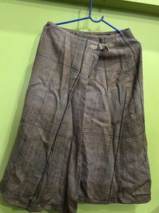 Chic Plaid Wrap skirt