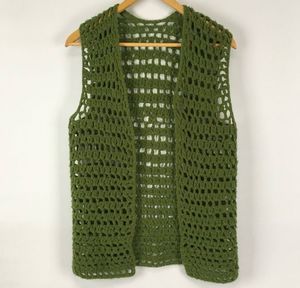 Olive Green Crochet Sleeveless Shrug 🫒