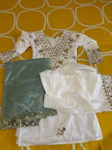 Elegant White Kurta Set with Dupatta