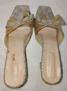 Grey sparkle sandal