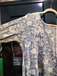 4 xl. Beautiful Blue Floral Kurta