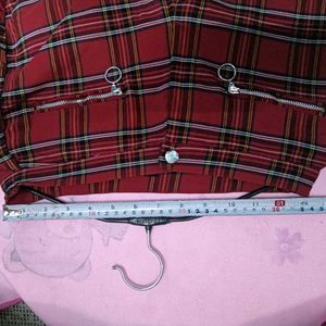 Chic Plaid🅰️ Slim Fit Pants