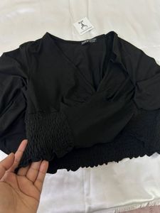 SHEIN Chic Black Flutter Sleeve Top