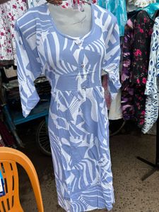 Blue &amp; White Floral Print Midi Dress