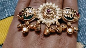 Exquisite Traditional Gold ring