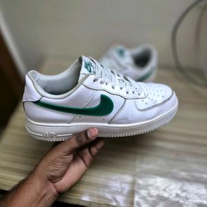 Nike Air Force 1 Sneakers