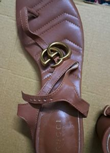 Gucci Sandal 👡