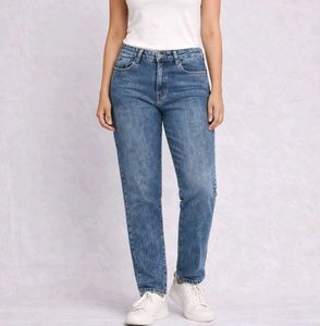 Blue Wash Straight Leg Jeans