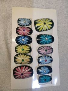 Floral Press-On Nails