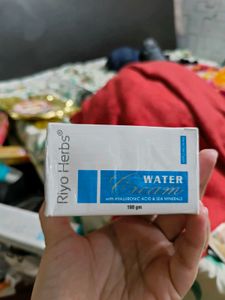 (Sealed) Riyo Herbs Water Cream