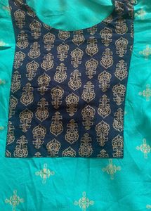 Avaasa Blue Printed Kurta