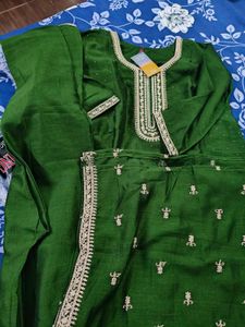 Green Ready Made Suit With Dupatta