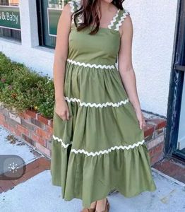 Green knee length Summer dress
