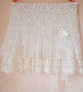 Pintresty Korea Tiered Lace Mini Skirt