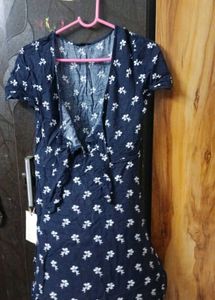 Chic Navy Floral Mini Dress