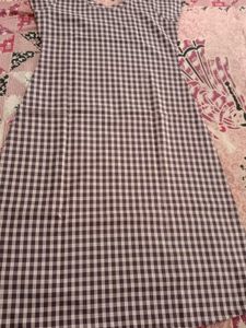 Comfortable Checkered chudidar Kurta Set