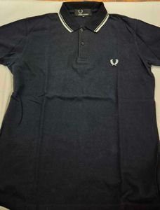 Fred Perry Tshiry Size Medium