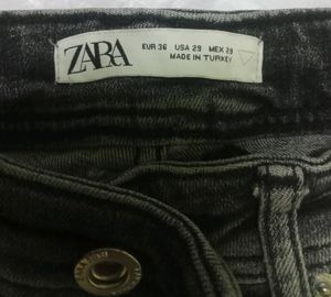 Zara Ripped Jeans 👖 For Women
