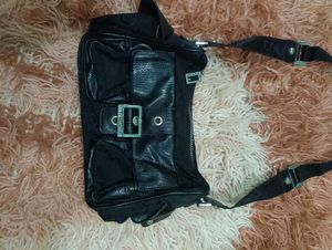 Chic Black Shoulder Bag