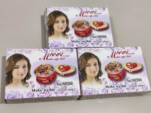 Heart Shaped Make-up Kit +2 freebies