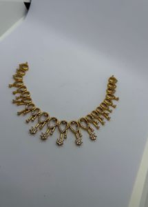 Exquisite Gold Necklace and Earring Set