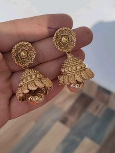 Exquisite Pearl &amp; Gold Necklace Set
