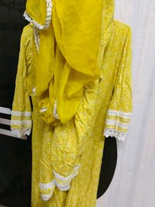 Beautiful Yellow Embroidered Kurta