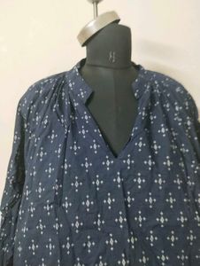 Navy Blue Printed V-Neck Top