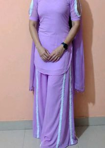 90's inspire suit (Karishma Kapoor)