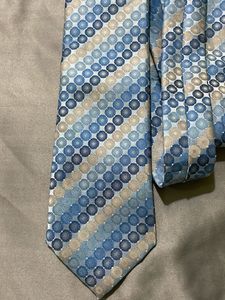 Blue Geometric Pattern Tie