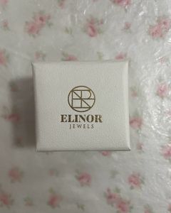 Elinor Jewels- Hoop Sparkle Earrings ✧