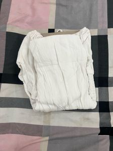 size (M) Chic White Smocked Puff Sleeve Top