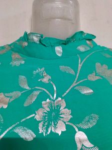 Almost New|Green Shiny Silvery Embossed Dress