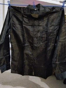 Men's Silk Blend Green Shirt(1 time used)