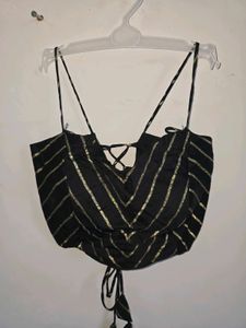 #Navratri Stylish Black &amp; Gold Striped Lehenga Set