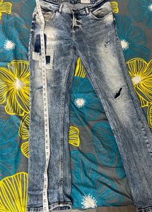 SPYKAR MEN’S Distressed Patch Jeans