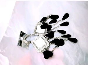 Black Silver Mirror Stylish Jhumka...⚫
