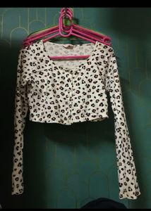 2 Tops Leopard Print Cropped Top and maroon to