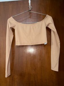 Off-Shoulder Long Sleeve Crop Top