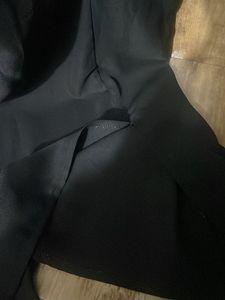 Chic Black Dress with Puff Sleeves