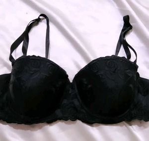 New Black Bra