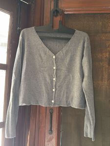 Cozy Grey Cropped Cardigan