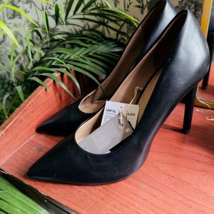 H&amp;M premium selection stilletoes