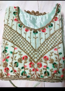 Nayra Cut Kurti
