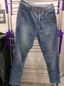 Stylish Women's Light Wash Wide Leg Jeans