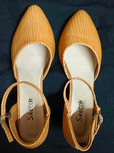 Stylish Flat Sandals