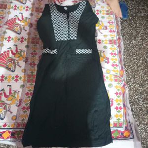 Combo of 2 short kurtis