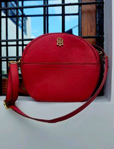 Tommy Hilfiger Red sling bag