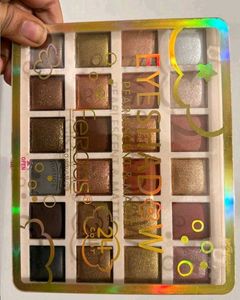 Fardos Eyeshadow Palette - Pearlescent &amp; Matte