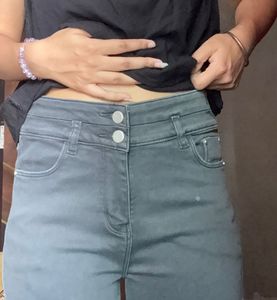 Stylish Grey High-Waist Jeans